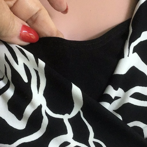 ✅Final Reduced Price✅Pretty Bobbie Bee Dress - Picture 7 of 9